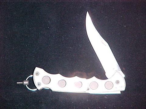 Buck 186 Titan.jpg