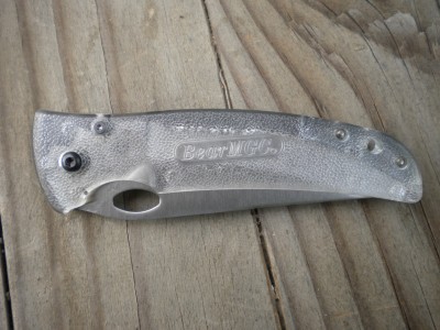 BOMBAGE 005.JPG