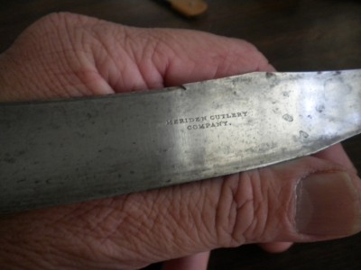 Meriden Cutlery Company Stag Handle Carving Knife (22).JPG
