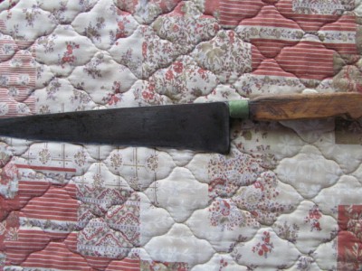 GRANDMAS KNIFE 002.jpg