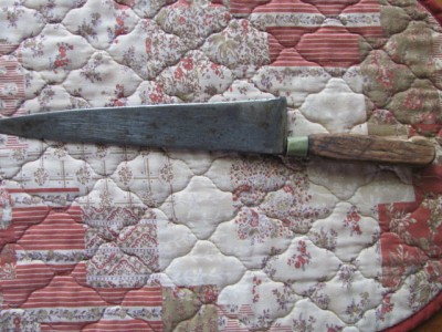 GRANDMAS KNIFE 003.jpg