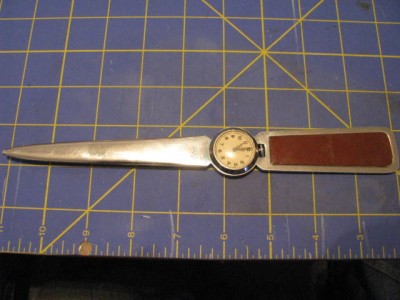 LatamaWatchLO&TheatreKnife 001.jpg