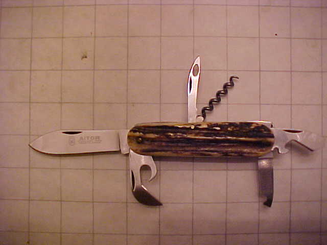 AitorMultiBladeLeftSide.JPG