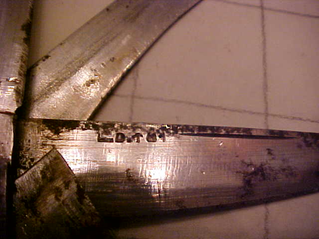 8BladeKnifeBladeEtch2.JPG