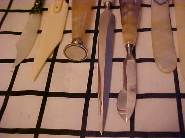 QuillKnives3.JPG