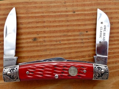 another Owls  head, small pin crack, commemorative knife