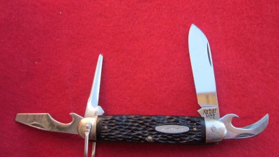 Kabar model 1152 with some odd bolster pins
