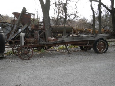 tractors 015.JPG