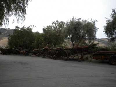 tractors 016.JPG
