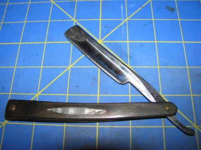Razors&Stuff2 008.jpg