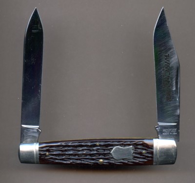 '88 Winchester  2913  half580.jpg