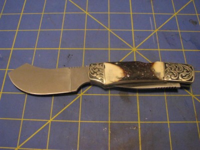 FixedBladeWall 016.jpg
