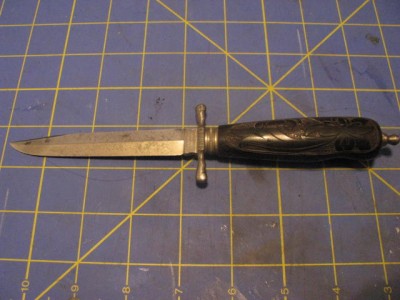 FixedBladeWall 040.jpg