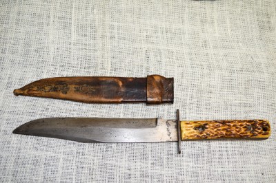 knife2.jpg