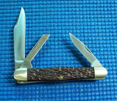 Camillus 72 open pile.jpg
