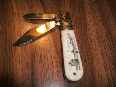 Pearl and M. Ivory Engraved 014.jpg