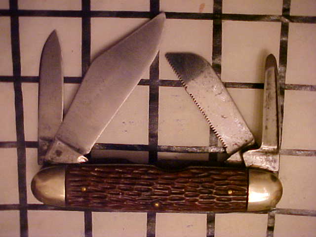 ScoutSerrated Blade2.JPG