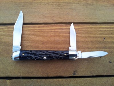 CASE XX 6308_Rough Black_pile side blades open.jpg