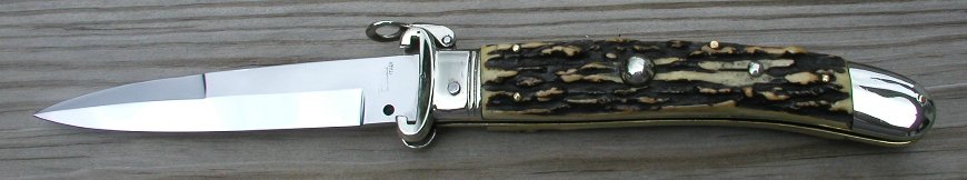 This is another 60's Italian with killer matching stag on both sides.