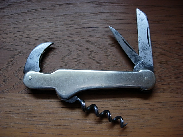 Knife 070.jpg