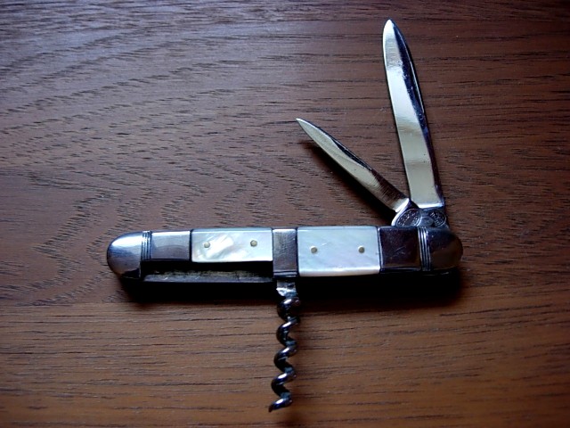 Knife 097.jpg