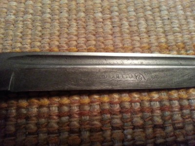 Knife2.jpg