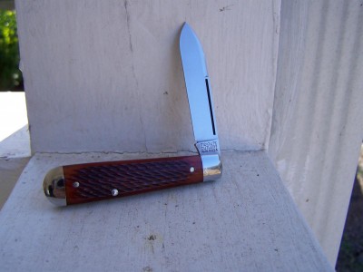 #15 Boys knife, Rust Red Jigged Bone