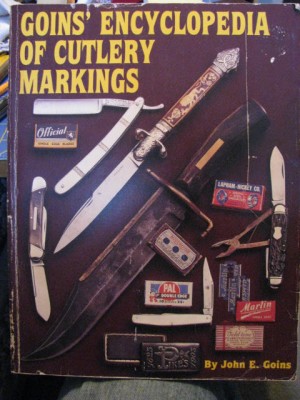 Knife ReferenceBooks1 057.jpg