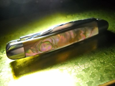 Colonial USA Abalone Pearl Stockman Knife 004.JPG