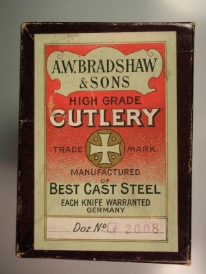 AwBradshawKnifeBox1.jpg