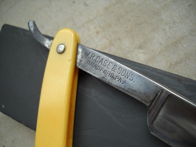 W.R. CASE & SONS STRAIGHT RAZOR 008.JPG