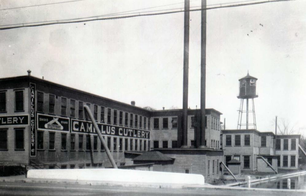 camillus_pic_factory_3_209.jpg