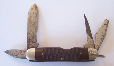 case xx 1970 red bone scout knife 6445R before2.jpg