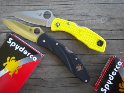 spydercos just in.....woooot 002.JPG