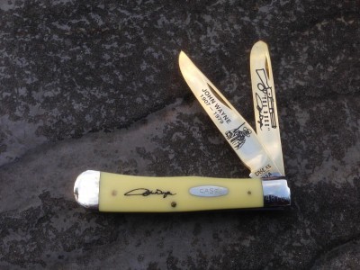 Case 3254 John Wayne - mfg 1984.JPG