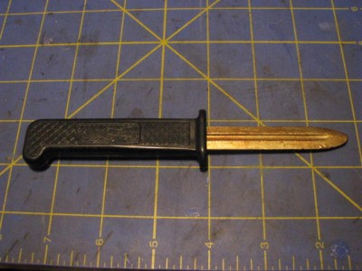 ToyKnives 007.jpg