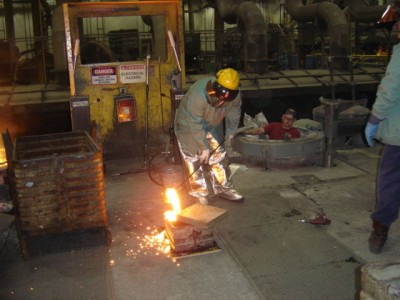 Pouring Test iron