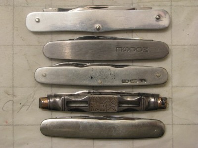 5MetalHandledKnives1.jpg