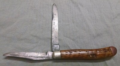Camillus Trapper 4-line b.jpg