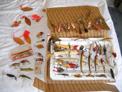 Vintage Fishing lures 003.JPG
