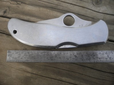 STAINLESS SPYDERCO 010.JPG