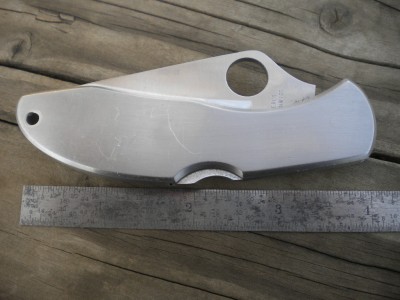 STAINLESS SPYDERCO 019.JPG