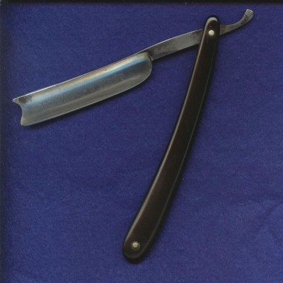RobRazor3.JPG