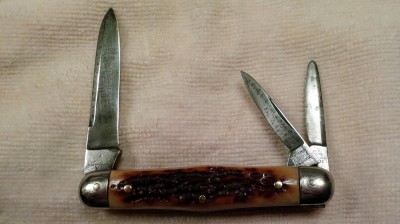 Washington Cutlery stag whittler, pile side