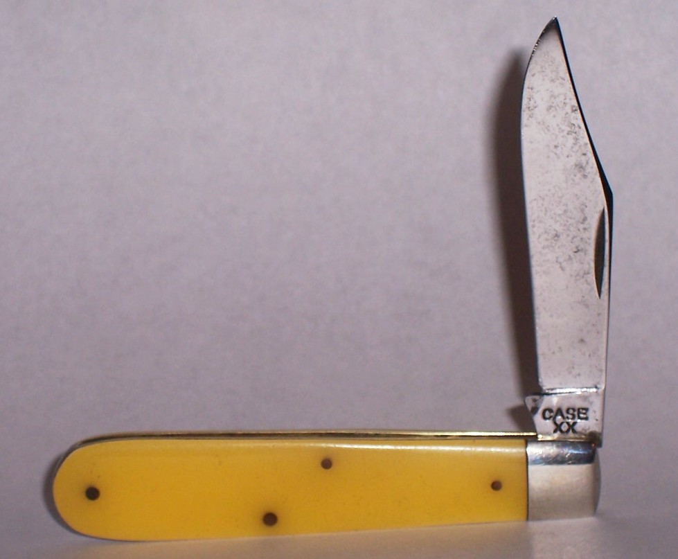 case xx 1940-64 yellow jack 31024 and a half.jpg