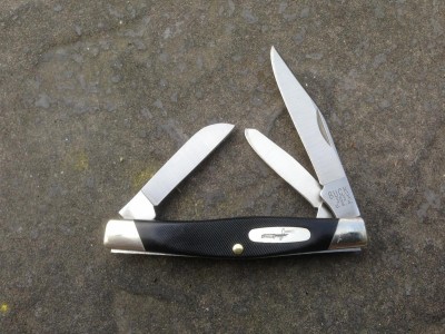 Buck 303 X Cadet - MFG 1990.JPG