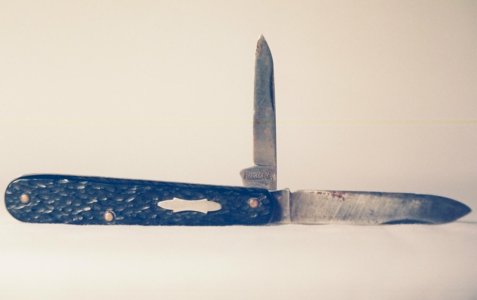 9 blade side opened.JPG