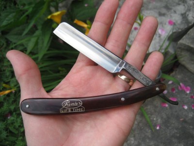 Premier Lifetime Razor Germany (2).JPG