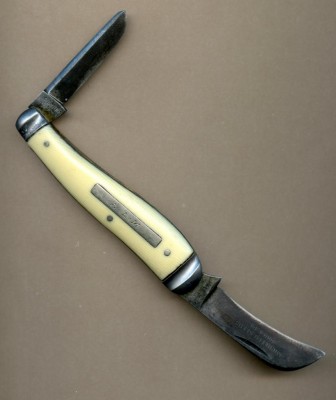 Wostenholm french ivory081.jpg