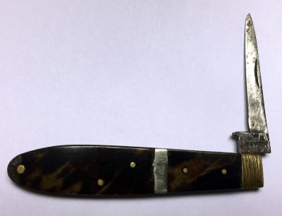 Quill Blade Open5A.jpg